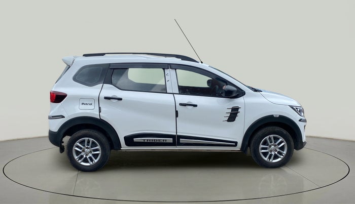 2022 Renault TRIBER RXL MT, Petrol, Manual, 23,187 km, Right Side