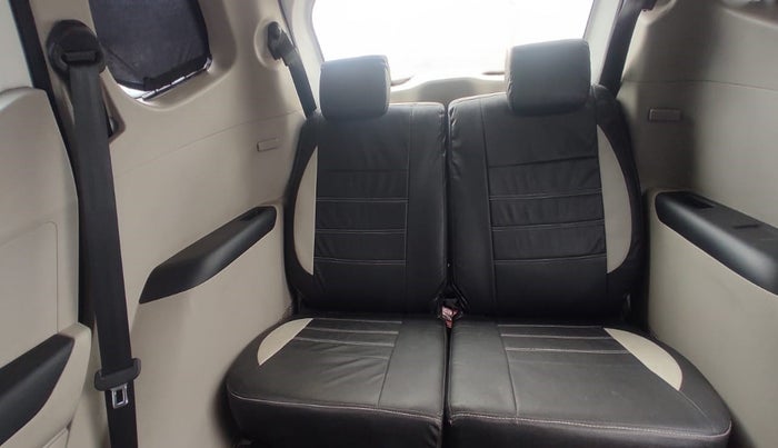 2022 Renault TRIBER RXL MT, Petrol, Manual, 23,187 km, Third Seat Row ( optional )