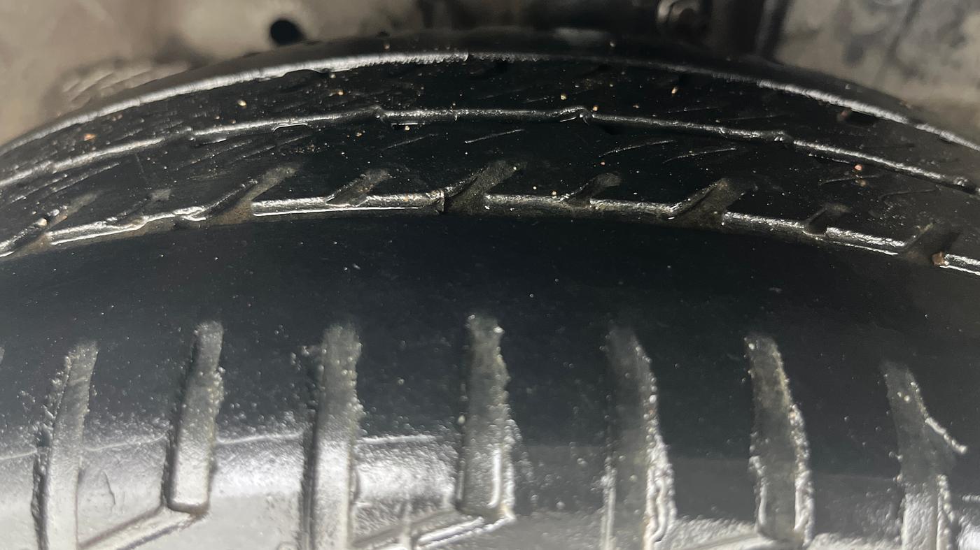 2014 Honda City 1.5L I-DTEC SV, Diesel, Manual, 1,15,468 km, Right Front Tyre Tread