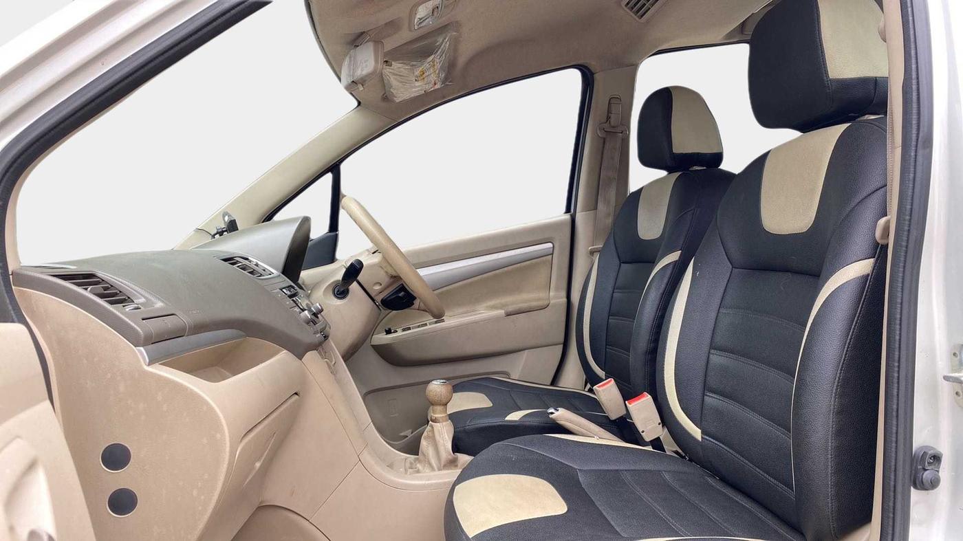 2016 Maruti Ertiga VDI SHVS, Diesel, Manual, 62,319 km, Right Side Front Door Cabin