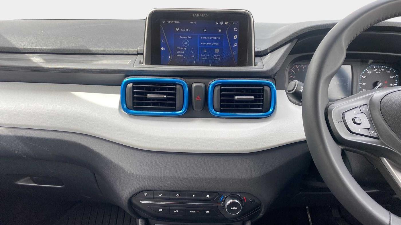 2023 Tata PUNCH CREATIVE IRA AMT 1.2 RTN DUAL TONE, Petrol, Automatic, 1,848 km, Air Conditioner