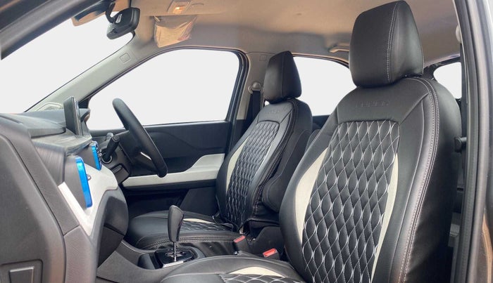 2023 Tata PUNCH CREATIVE IRA AMT 1.2 RTN DUAL TONE, Petrol, Automatic, 1,848 km, Right Side Front Door Cabin