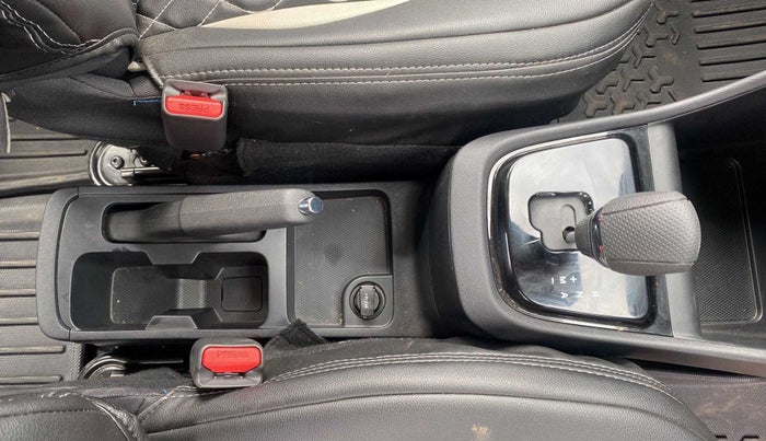 2023 Tata PUNCH CREATIVE IRA AMT 1.2 RTN DUAL TONE, Petrol, Automatic, 1,848 km, Gear Lever