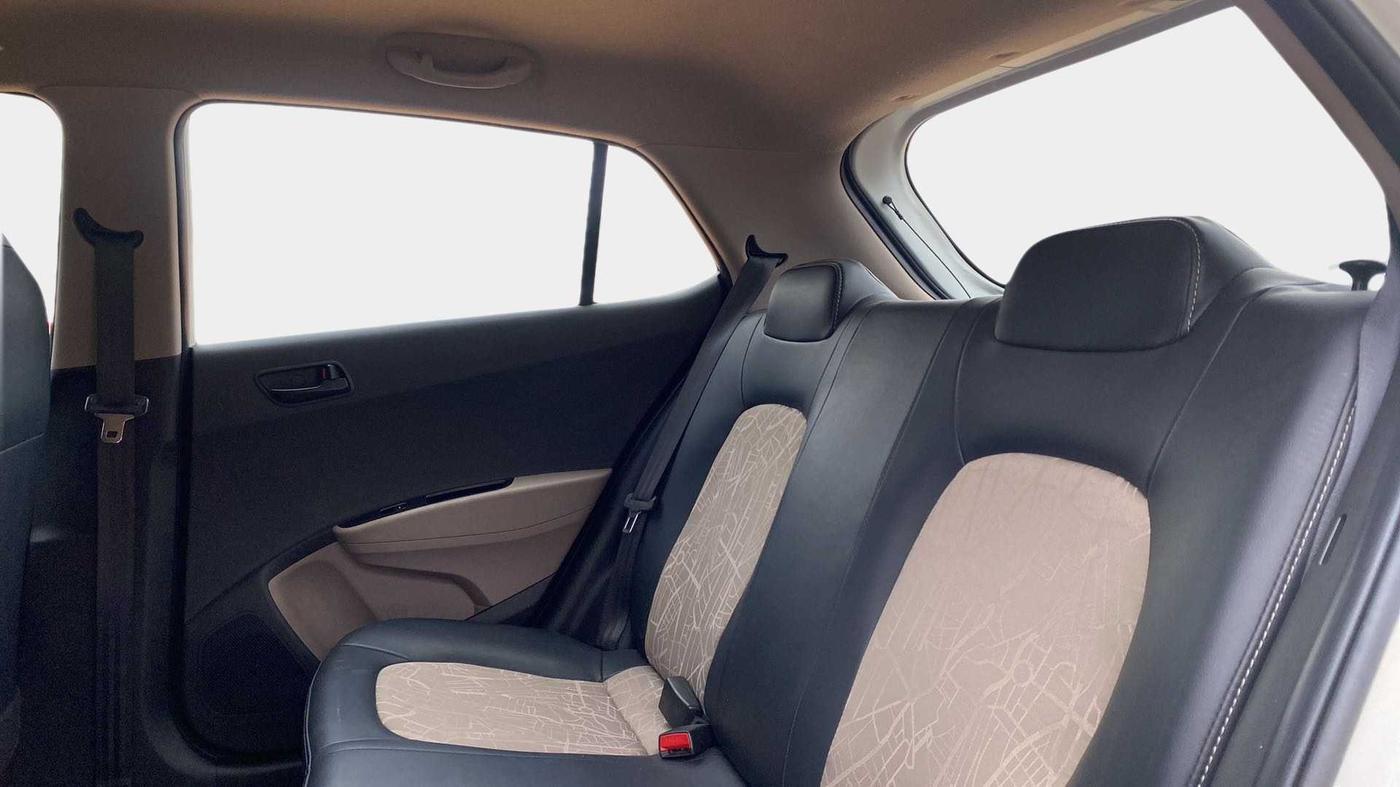 2018 Hyundai Grand i10 MAGNA 1.2 KAPPA VTVT, Petrol, Manual, 16,696 km, Right Side Rear Door Cabin