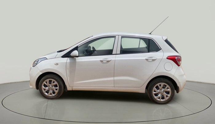 2018 Hyundai Grand i10 MAGNA 1.2 KAPPA VTVT, Petrol, Manual, 16,696 km, Left Side