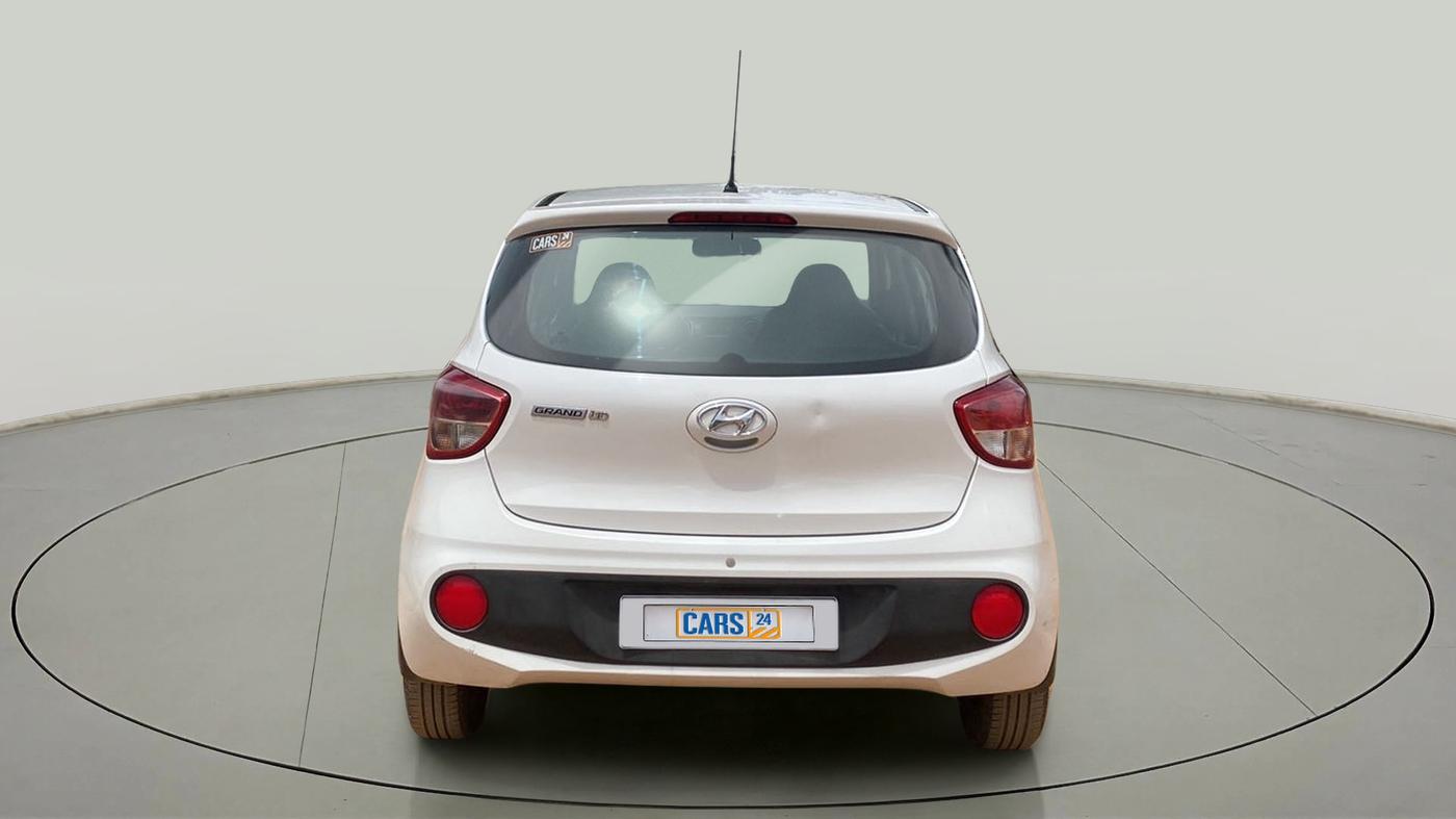 2018 Hyundai Grand i10 MAGNA 1.2 KAPPA VTVT, Petrol, Manual, 16,696 km, Back/Rear
