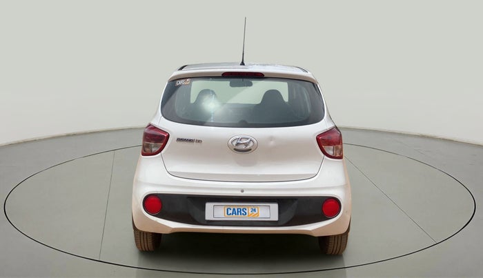 2018 Hyundai Grand i10 MAGNA 1.2 KAPPA VTVT, Petrol, Manual, 16,696 km, Back/Rear