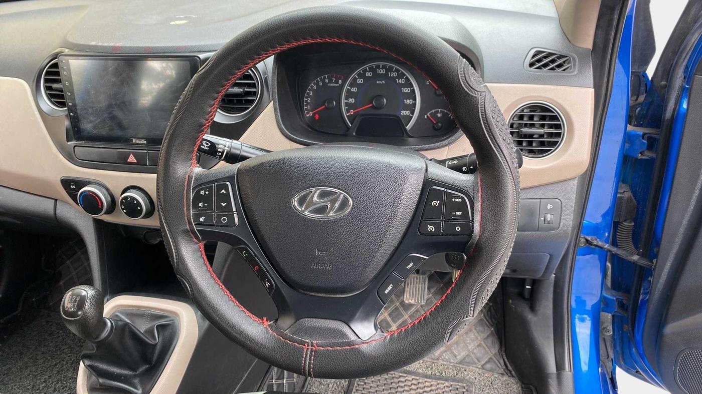 2017 Hyundai Grand i10 MAGNA 1.2 KAPPA VTVT, Petrol, Manual, 16,801 km, Steering Wheel Close Up