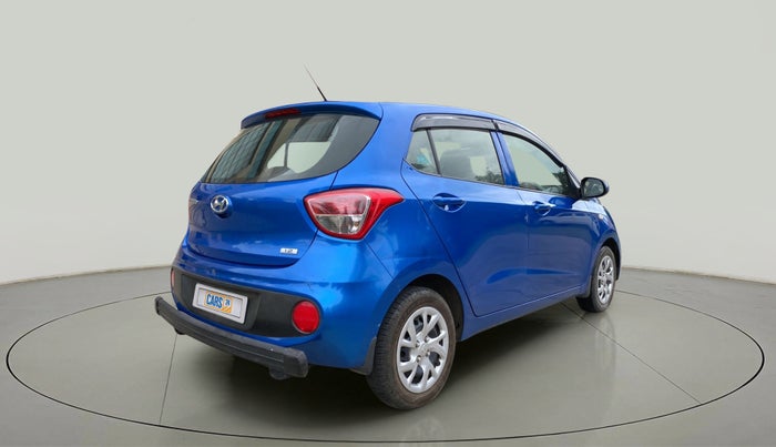 2017 Hyundai Grand i10 MAGNA 1.2 KAPPA VTVT, Petrol, Manual, 16,801 km, Right Back Diagonal