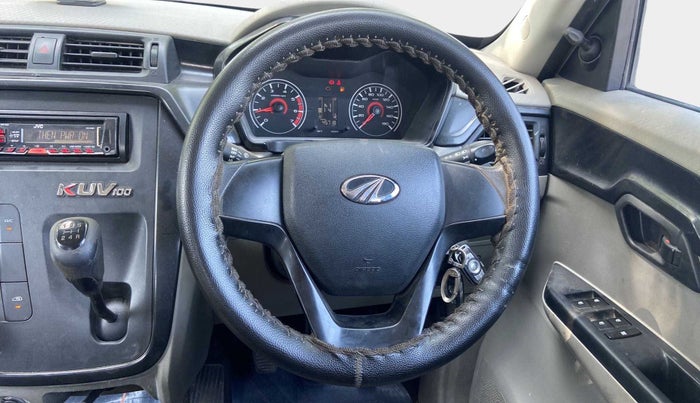 2016 Mahindra Kuv100 K4 6 STR, Petrol, Manual, 45,766 km, Steering Wheel Close Up