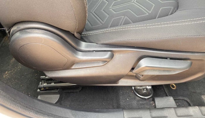 2022 Tata NEXON XZ PLUS PETROL, Petrol, Manual, 10,296 km, Driver Side Adjustment Panel