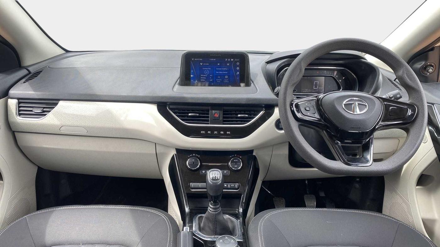 2022 Tata NEXON XZ PLUS PETROL, Petrol, Manual, 10,296 km, Dashboard
