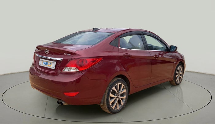 2013 Hyundai Verna FLUIDIC 1.6 CRDI SX, Diesel, Manual, 1,18,783 km, Right Back Diagonal