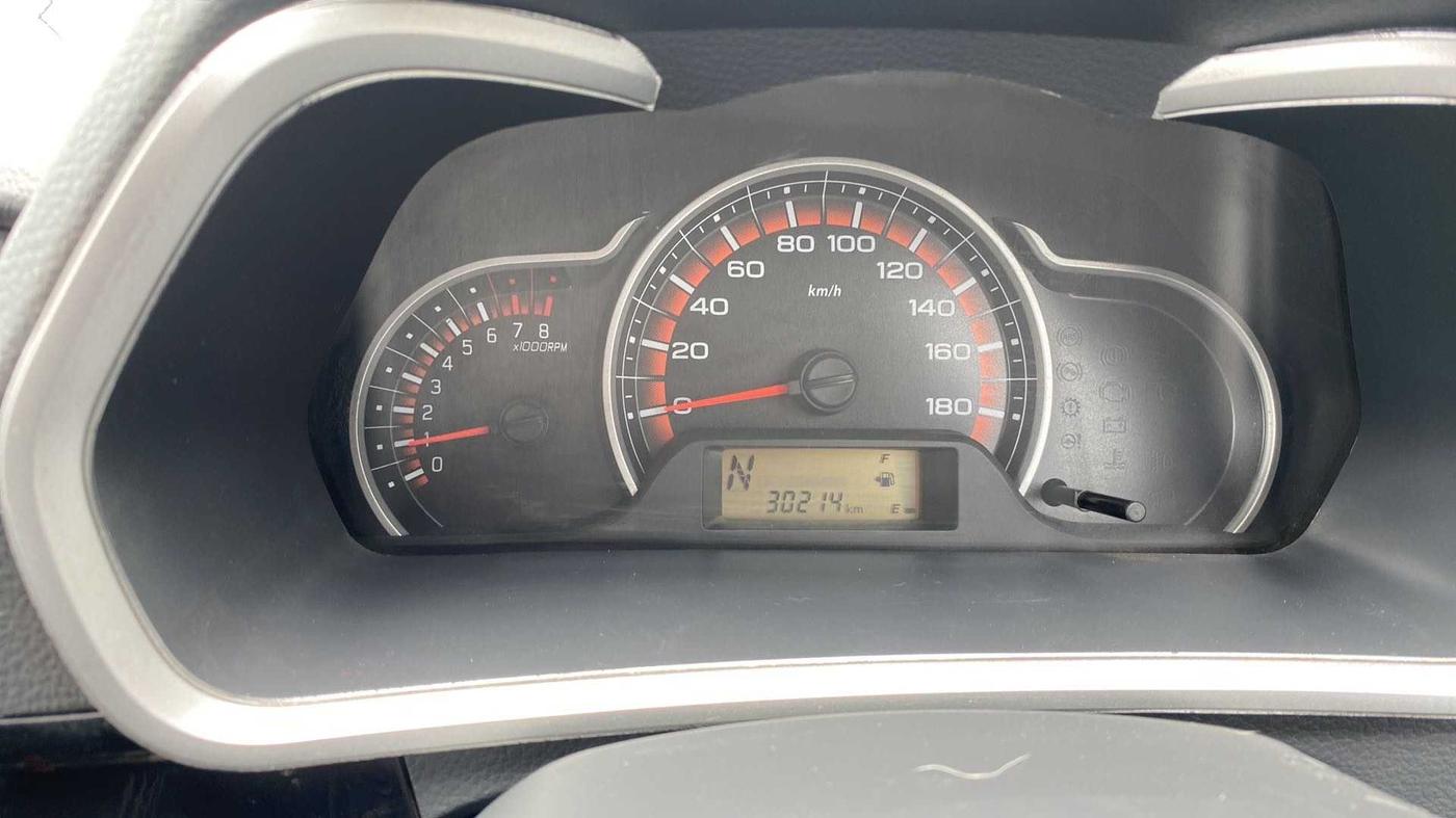 2016 Maruti Alto K10 VXI AMT, Petrol, Automatic, 30,192 km, Odometer Image