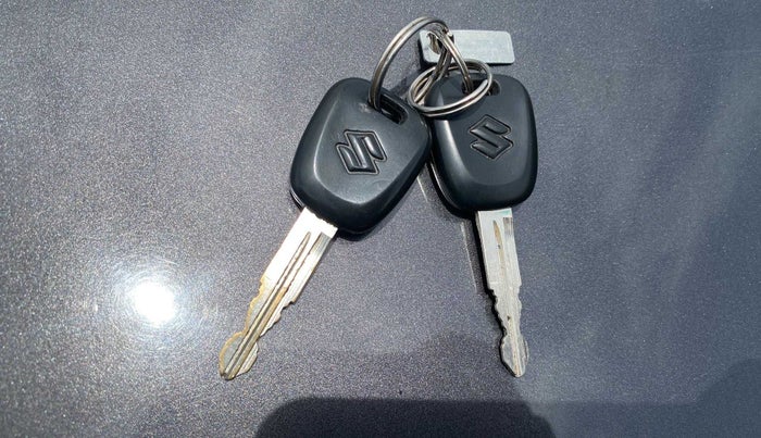 2016 Maruti Alto K10 VXI AMT, Petrol, Automatic, 30,192 km, Key Close Up