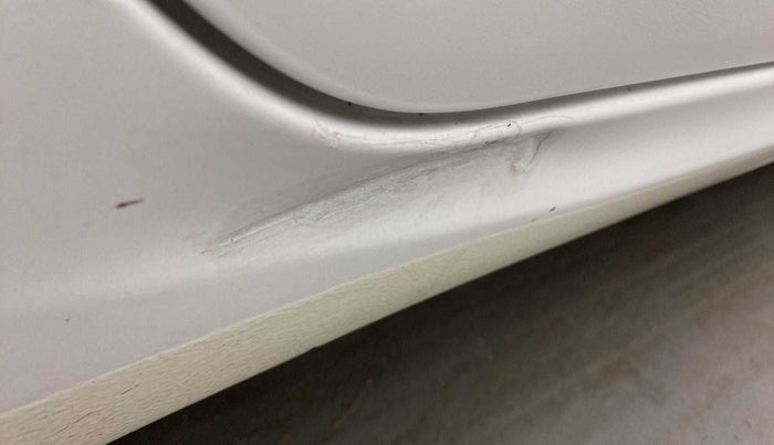 2020 Hyundai Verna SX 1.5 VTVT, Petrol, Manual, 52,382 km, Right running board - Slightly dented