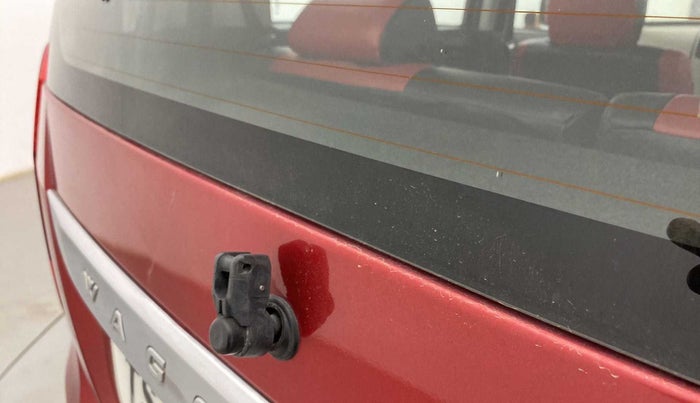 2014 Maruti Wagon R 1.0 VXI, Petrol, Manual, 22,765 km, Rear windshield - Wiper arm not available