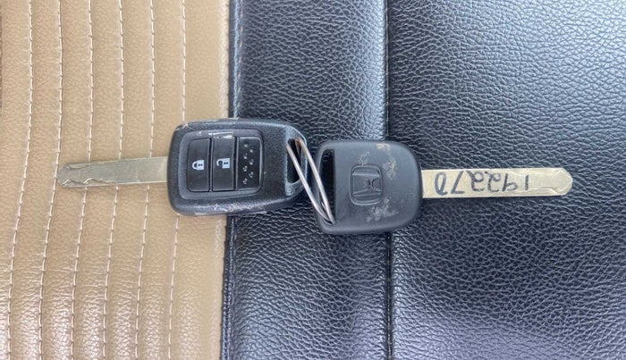 2018 Honda Jazz 1.2L I-VTEC VX, Petrol, Manual, 36,818 km, Key Close Up