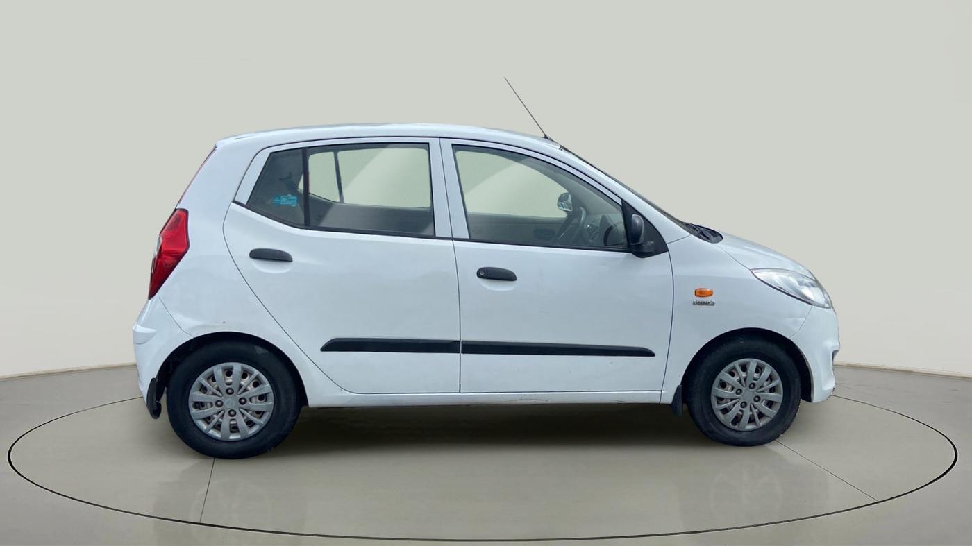 2014 Hyundai i10 MAGNA 1.1, CNG, Manual, 55,170 km, Right Side View