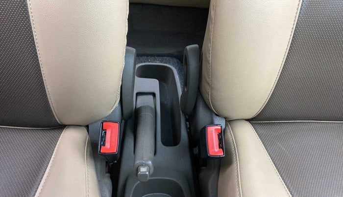 2016 Hyundai i10 SPORTZ 1.1, Petrol, Manual, 39,051 km, Driver Side Adjustment Panel
