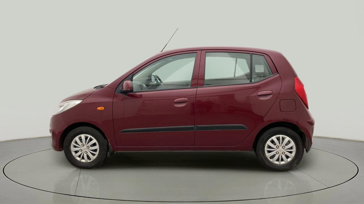 2016 Hyundai i10 SPORTZ 1.1, Petrol, Manual, 39,051 km, Left Side