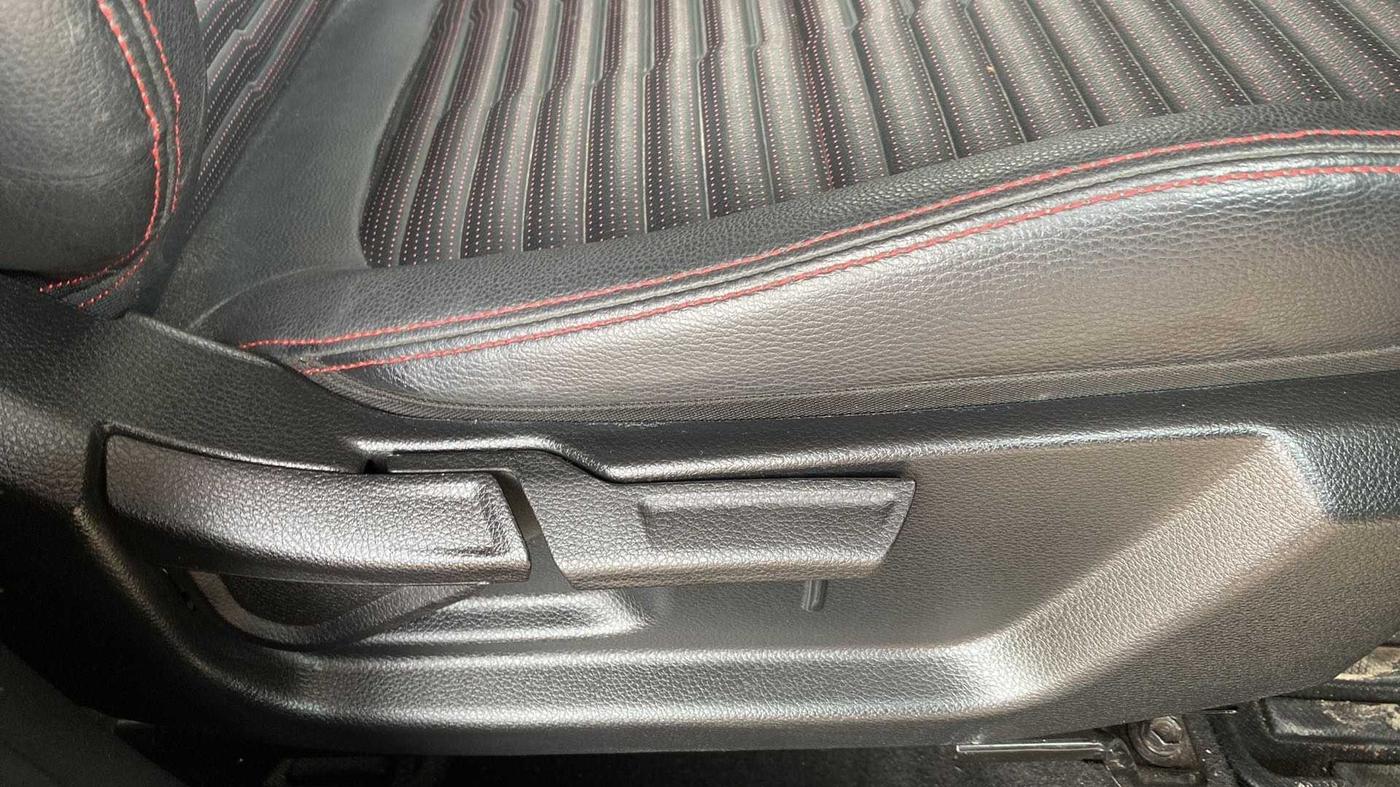 2023 KIA SONET GTX PLUS 1.0 DCT, Petrol, Automatic, 21,308 km, Driver Side Adjustment Panel