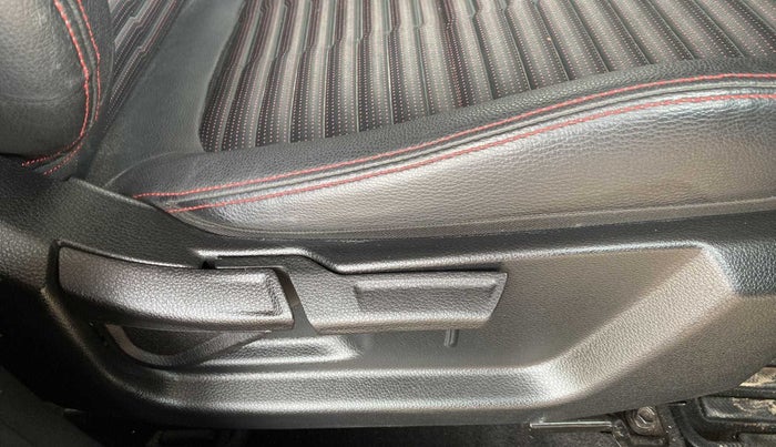 2023 KIA SONET GTX PLUS 1.0 DCT, Petrol, Automatic, 21,308 km, Driver Side Adjustment Panel