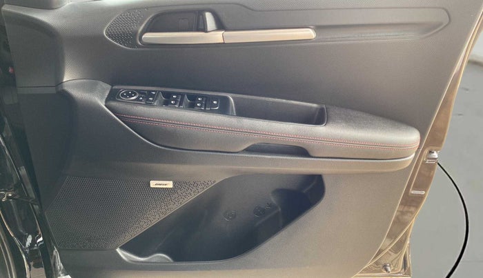 2023 KIA SONET GTX PLUS 1.0 DCT, Petrol, Automatic, 21,308 km, Driver Side Door Panels Control