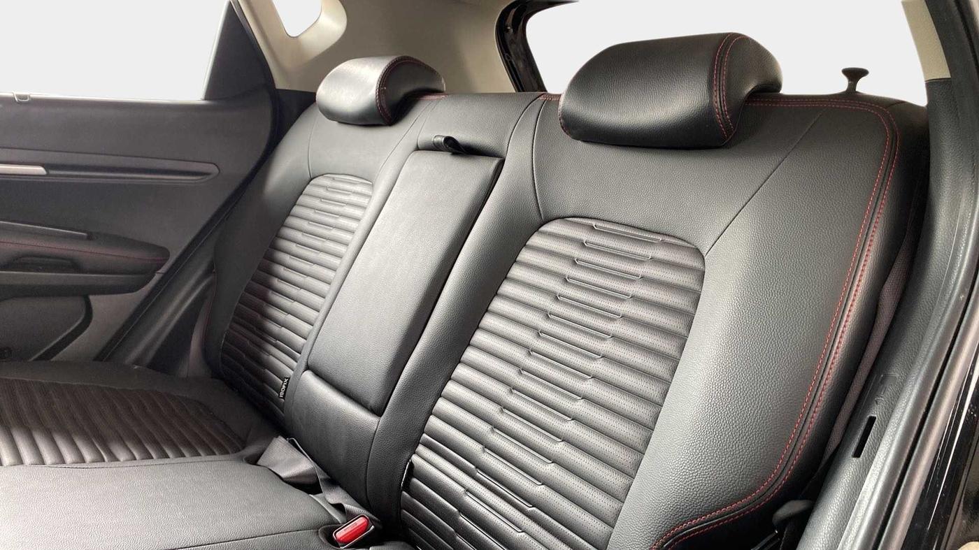 2023 KIA SONET GTX PLUS 1.0 DCT, Petrol, Automatic, 21,308 km, Right Side Rear Door Cabin