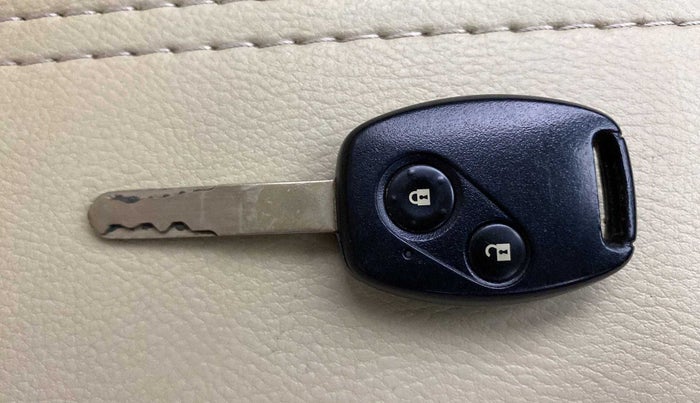 2015 Honda Amaze 1.2L I-VTEC VX, Petrol, Manual, 50,615 km, Key Close Up