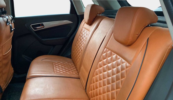 2017 Maruti Vitara Brezza ZDI PLUS, Diesel, Manual, 77,296 km, Right Side Rear Door Cabin