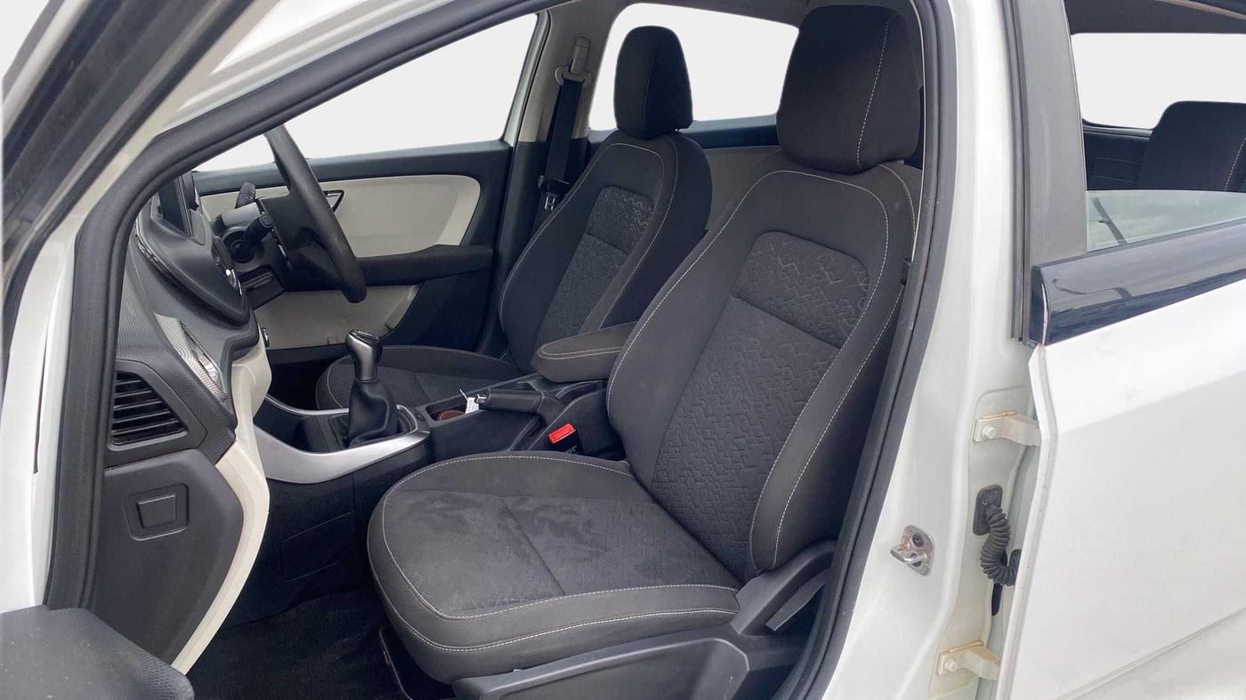 2022 Tata ALTROZ XZ PETROL, Petrol, Manual, 15,025 km, Right Side Front Door Cabin