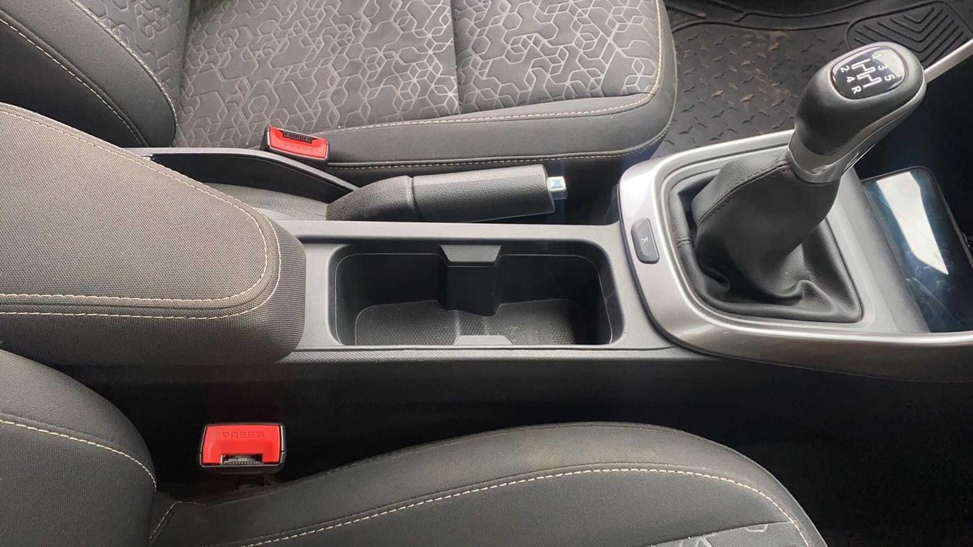 2022 Tata ALTROZ XZ PETROL, Petrol, Manual, 15,025 km, Gear Lever