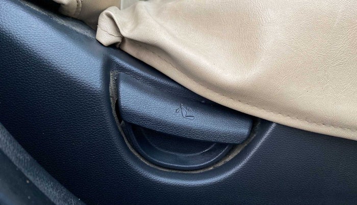 2019 Hyundai Grand i10 SPORTZ 1.2 KAPPA VTVT, Petrol, Manual, 26,838 km, Driver Side Adjustment Panel