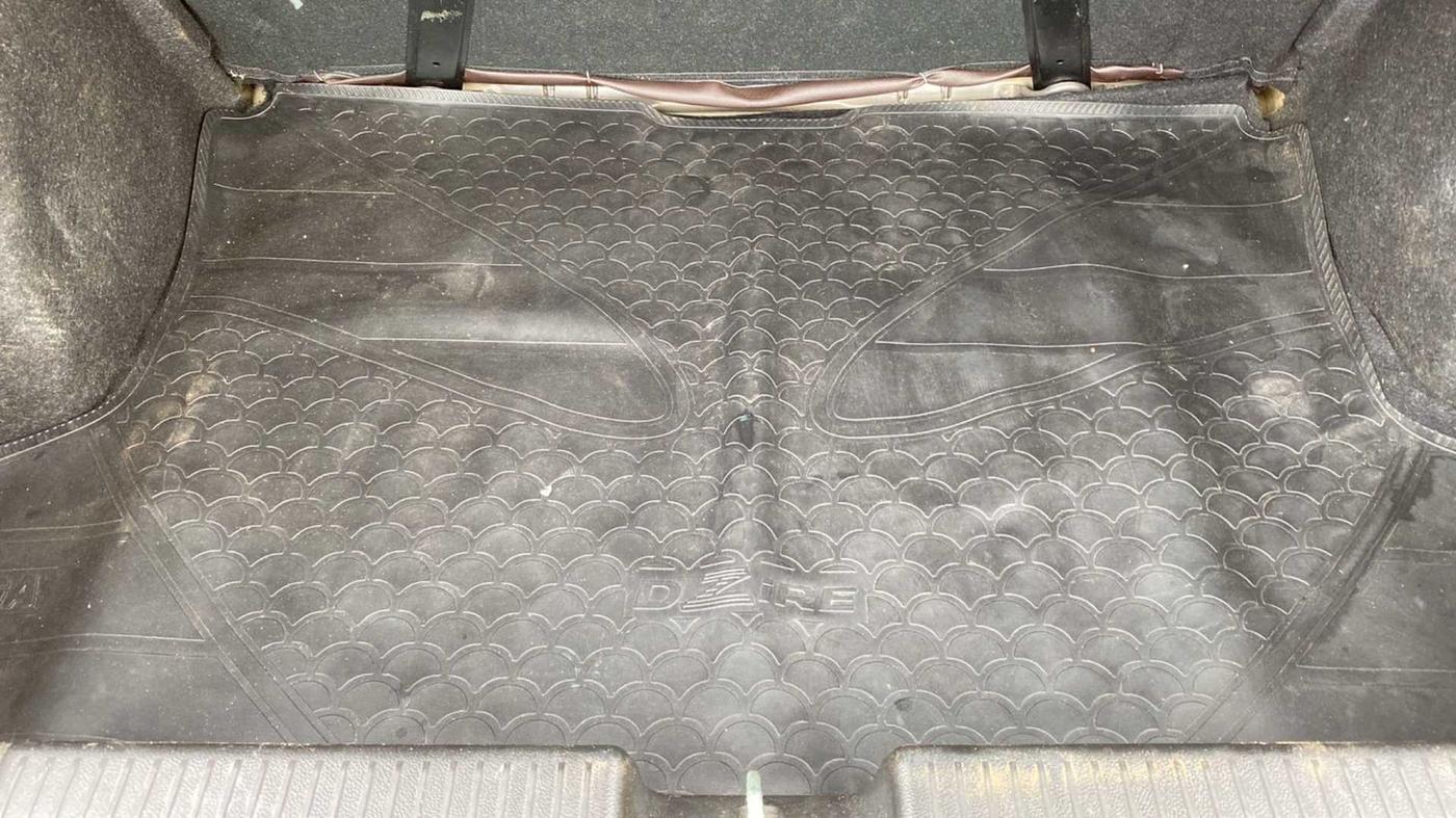 2017 Maruti Dzire VXI, Petrol, Manual, 42,160 km, Boot Inside