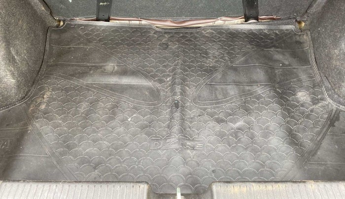 2017 Maruti Dzire VXI, Petrol, Manual, 42,160 km, Boot Inside