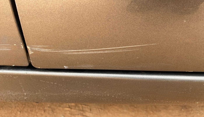 2017 Maruti Dzire VXI, Petrol, Manual, 42,160 km, Driver-side door - Minor scratches