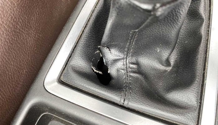 2017 Maruti Dzire VXI, Petrol, Manual, 42,160 km, Gear lever - Boot cover slightly torn