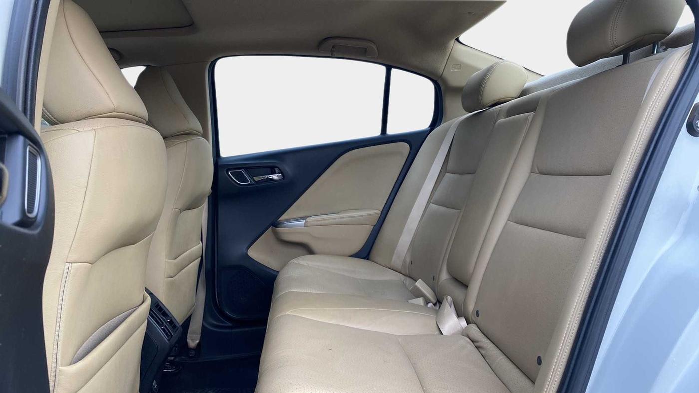 2019 Honda City 1.5L I-VTEC ZX CVT, Petrol, Automatic, 45,218 km, Right Side Rear Door Cabin