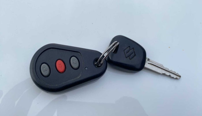 2014 Maruti Alto 800 LXI, Petrol, Manual, 58,996 km, Key Close Up