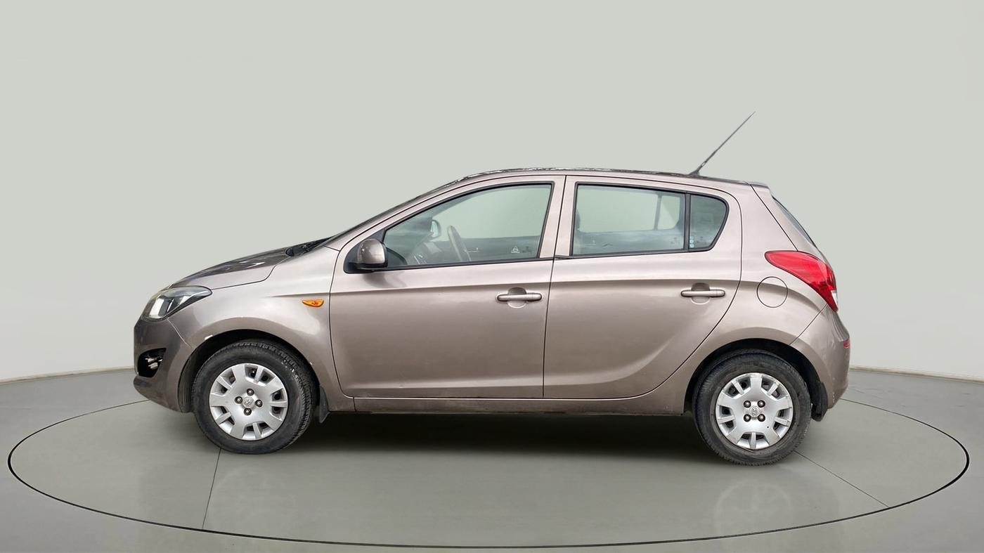 2013 Hyundai i20 MAGNA 1.2, Petrol, Manual, 57,647 km, Left Side