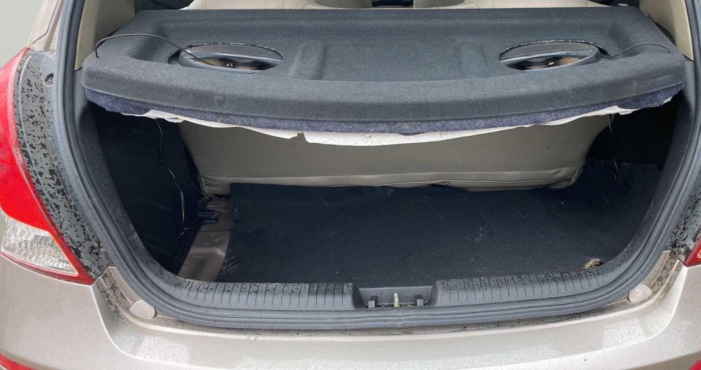 2013 Hyundai i20 MAGNA 1.2, Petrol, Manual, 57,647 km, Boot Inside