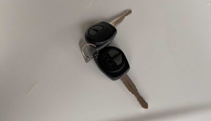 2021 Maruti Baleno DELTA PETROL 1.2, Petrol, Manual, 23,479 km, Key Close Up