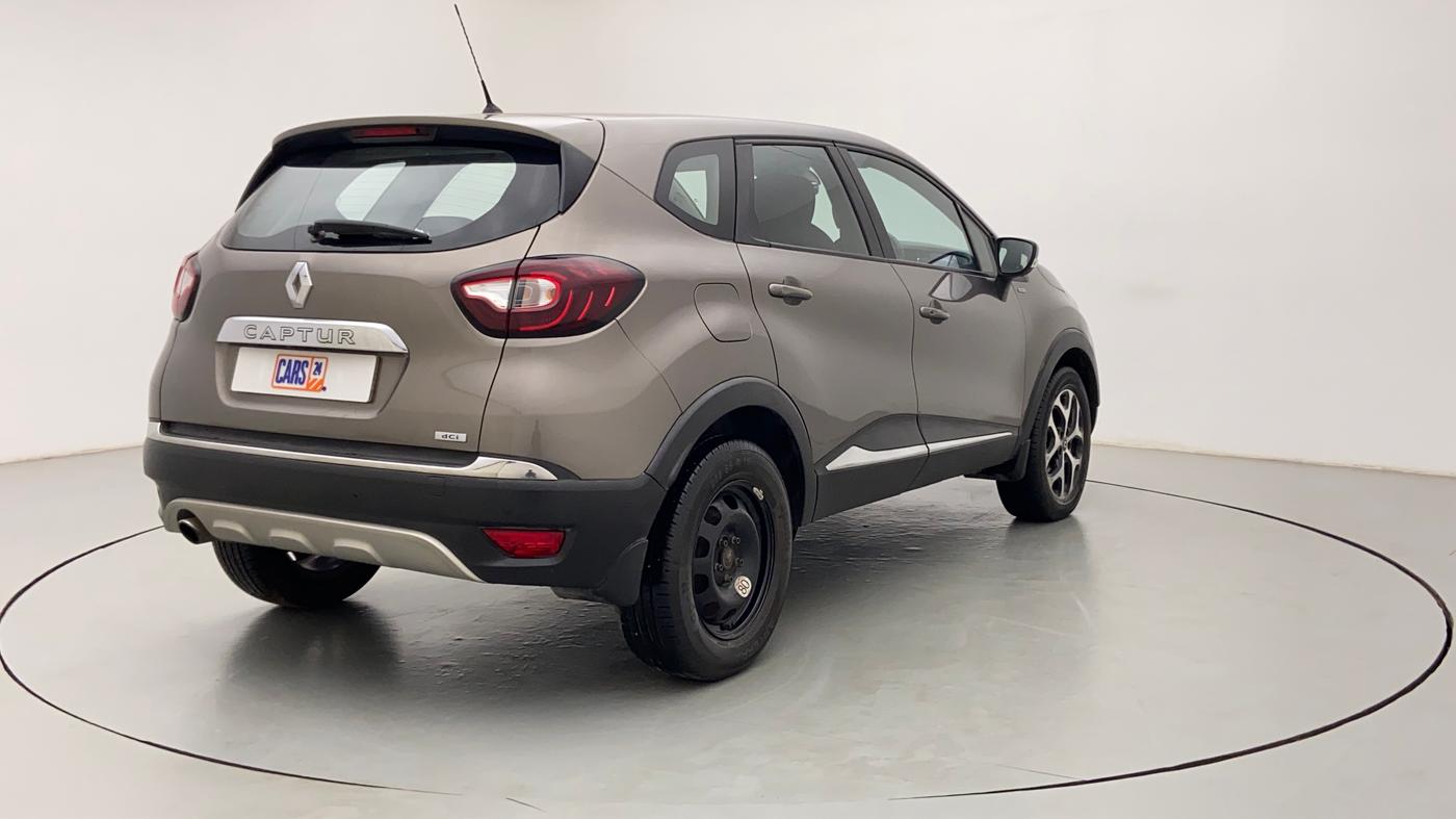 2017 Renault Captur RXT DIESEL MT, Diesel, Manual, 47,239 km, Right Back Diagonal