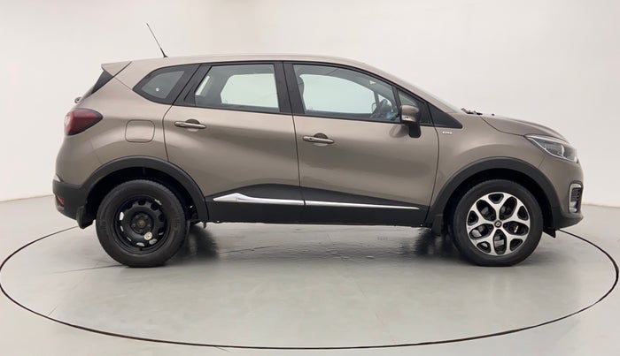 2017 Renault Captur RXT DIESEL MT, Diesel, Manual, 47,239 km, Right Side
