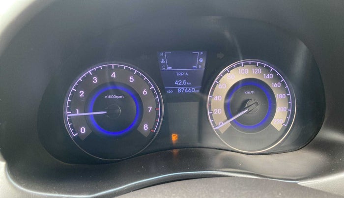 2015 Hyundai Verna FLUIDIC 4S 1.6 VTVT S(O), Petrol, Manual, 87,524 km, Odometer Image