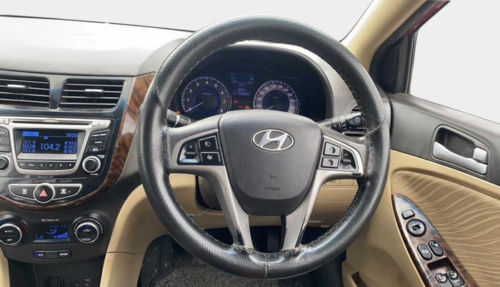 2015 Hyundai Verna FLUIDIC 4S 1.6 VTVT S(O), Petrol, Manual, 87,524 km, Dashboard