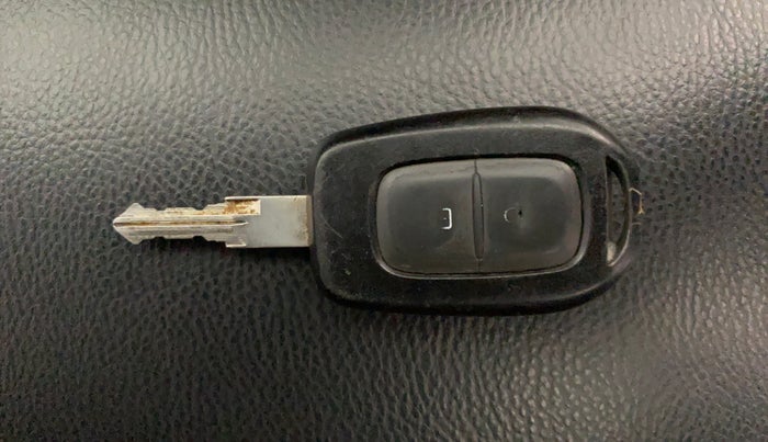 2016 Renault Duster 110 PS RXZ 4X2 AMT DIESEL, Diesel, Automatic, 1,14,773 km, Key Close Up