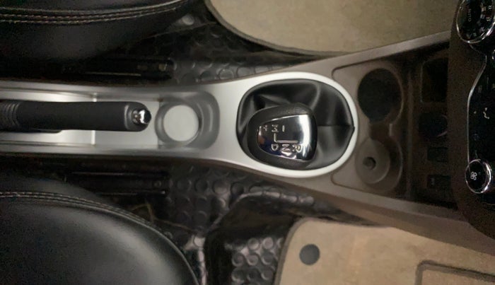 2016 Renault Duster 110 PS RXZ 4X2 AMT DIESEL, Diesel, Automatic, 1,14,773 km, Gear Lever