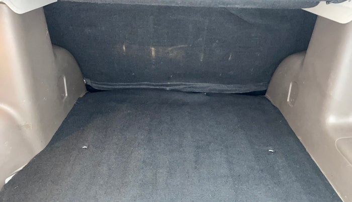 2016 Renault Duster 110 PS RXZ 4X2 AMT DIESEL, Diesel, Automatic, 1,14,773 km, Boot Inside